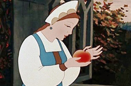 Сказка о мертвой царевне и о семи богатырях. Кушай яблочко, мой свет